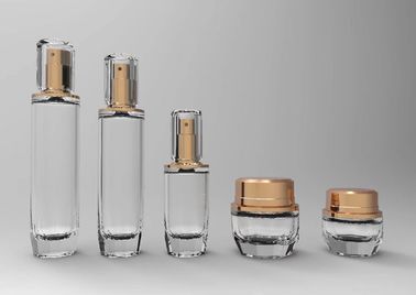 La lotion cosmétique en verre ronde met le logo adapté aux besoins du client par pots en verre et le Coloru en bouteille de 40ml 100ml 120ml