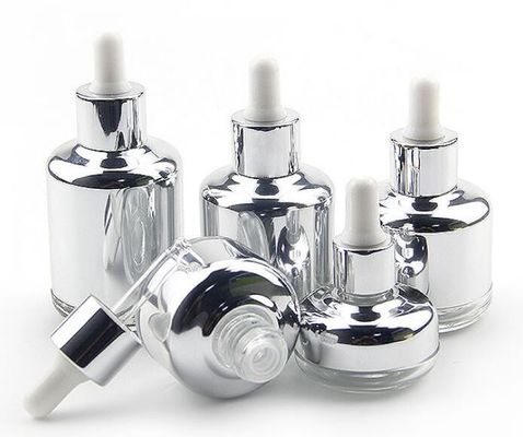 Réutilisation des bouteilles en verre d'huile essentielle de 20ml 60ml pour des soins de la peau empaquetant l'OEM avec la forme différente de compte-gouttes