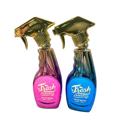 les bouteilles de parfum de luxe du pulvérisateur 50ml Shinny la surface de galvanoplastie