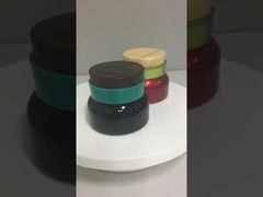 chapeau en plastique de conception unique de pot cosmétique en verre 50g pour l'emballage de soin de la peau