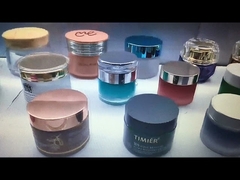 Le pot cosmétique en verre vide a givré le double couvercle de la couleur 50g 30g de gradient