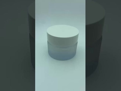 Bouteille cosmétique 100 ml enduit en spray de fleurs de glace Bouteille avec crème à capuche blanche Bouteille de soin de la peau Emballage OEM