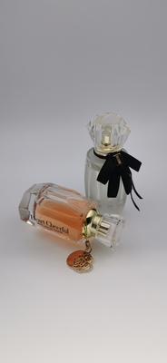 Adapté aux besoins du client 2023 de haute qualité de luxe de parfum de conception unique en verre de bouteille