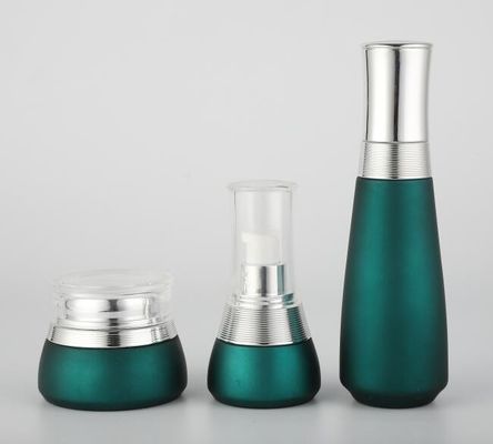 Soins de la peau crèmes cosmétiques en verre élégants de bouteille de 100ml 120ml empaquetant le divers Silkscreen et l'impression