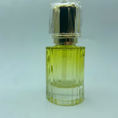Bouteille de lotion en verre jaune de qualité supérieure de 40 ml avec pompe en or Bouteille cosmétique OEM