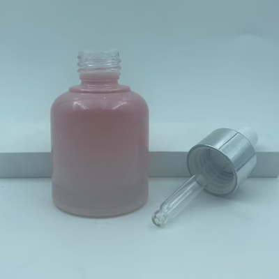 2025 Bouteille en verre rose recyclable pour gouttelette d'huile Bouteilles à collier d'argent Luxe en gros 30 ml