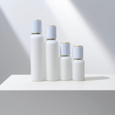 Prix usine 50ml 100ml 120ml Emballage de lotion en verre Bouteille en verre vide avec pompe à lotion blanche Ensemble pour le corps et les soins de la peau