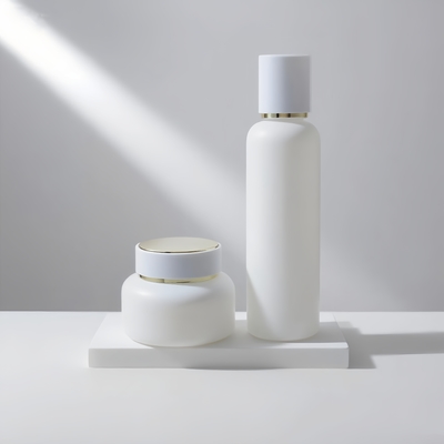 Prix usine 50ml 100ml 120ml Emballage de lotion en verre Bouteille en verre vide avec pompe à lotion blanche Ensemble pour le corps et les soins de la peau