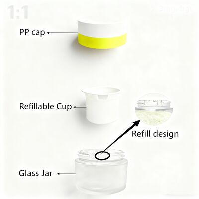 Ensemble d'emballages pour soins de la peau en verre cosmétique rechargeable sans air de 30 ml / 50 ml / 100 ml avec une tasse rechargeable en matériau PP et en matériau PCR